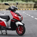 ntorq-125-right-front-three-quarter