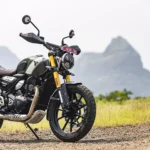 scrambler-400-right-front-three-quarter-6